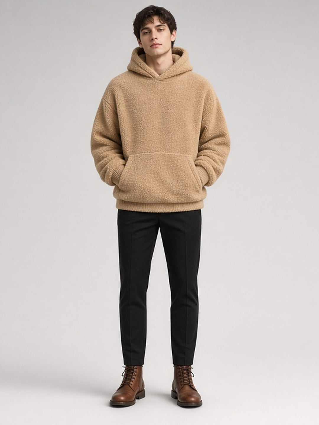 Sweat à capuche aspect peluche — vue de face