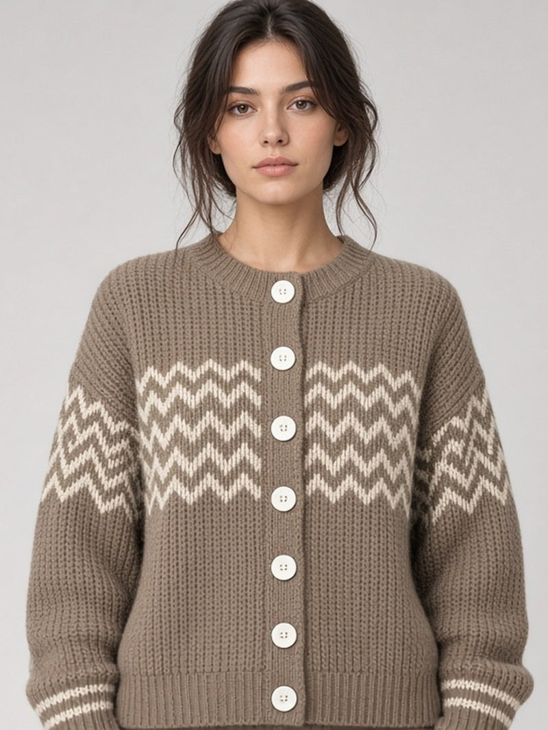 Cardigan taupe à motifs géométriques écrus — vue de face
