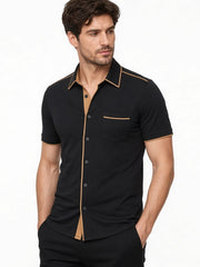 Chemise plastron contrasté noir — vue portée de face, plan rapproché
