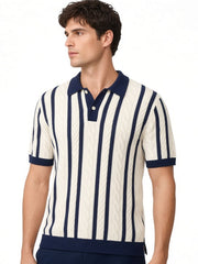 Chemise maille rayée bordures contrastées — vue portée de trois-quarts, plan serré