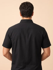 Chemise plastron contrasté noir — vue portée de dos