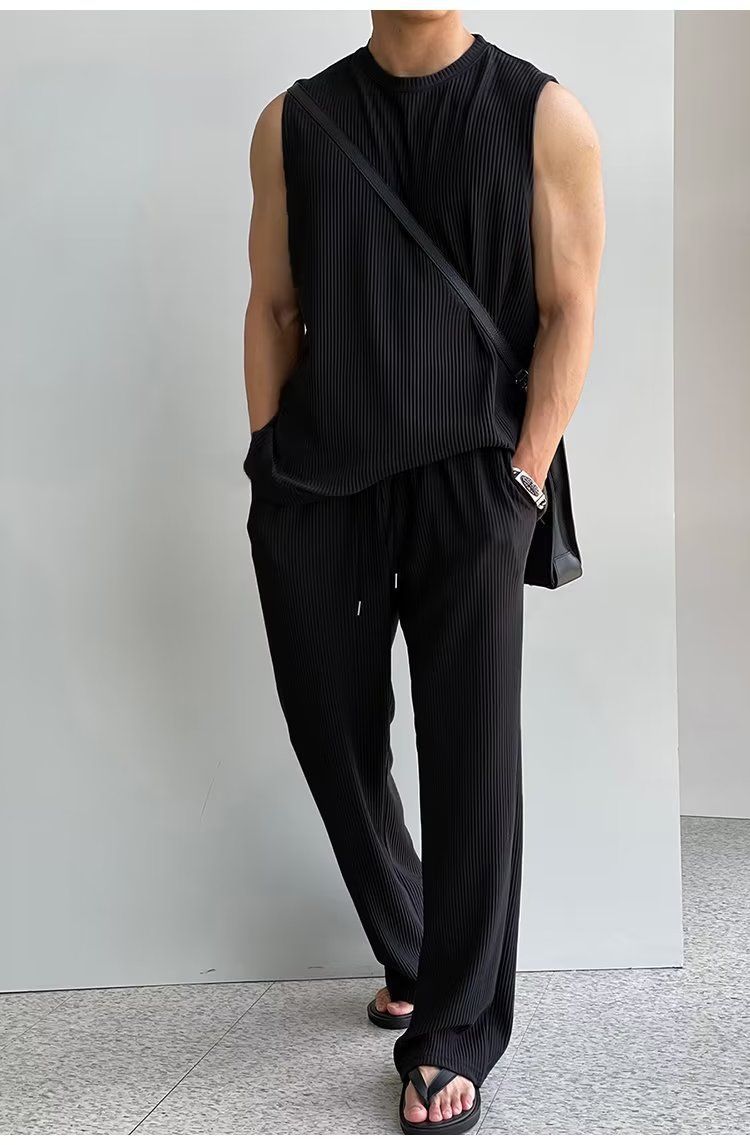 Ensemble sans manches pantalon ample noir — vue portée en pied, de face