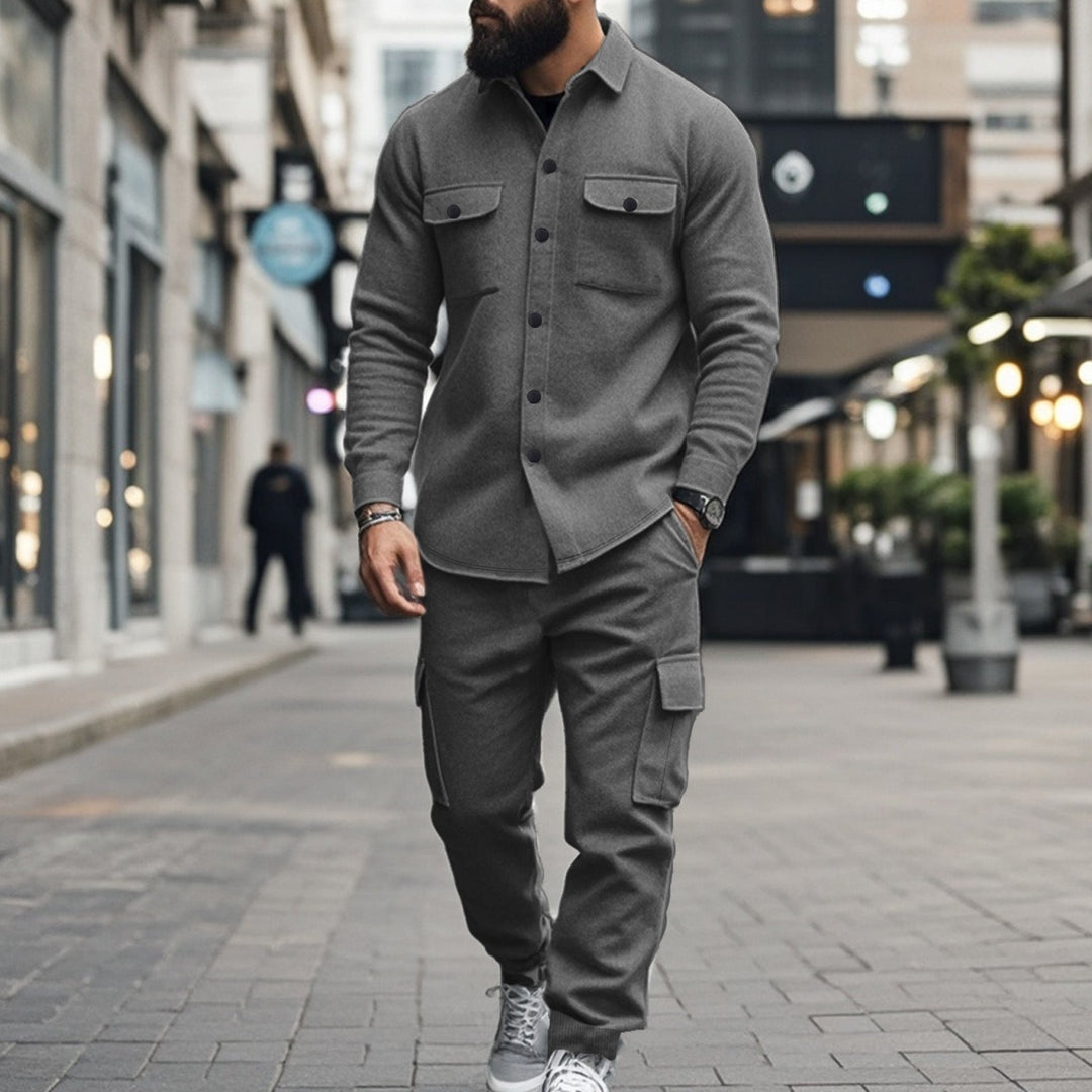 Ensemble veste boutonnée et pantalon