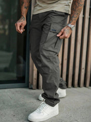Pantalon cargo décontracté gris foncé — vue portée de profil