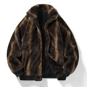 Veste brune zippée à col relevé, vue de face ouverte.