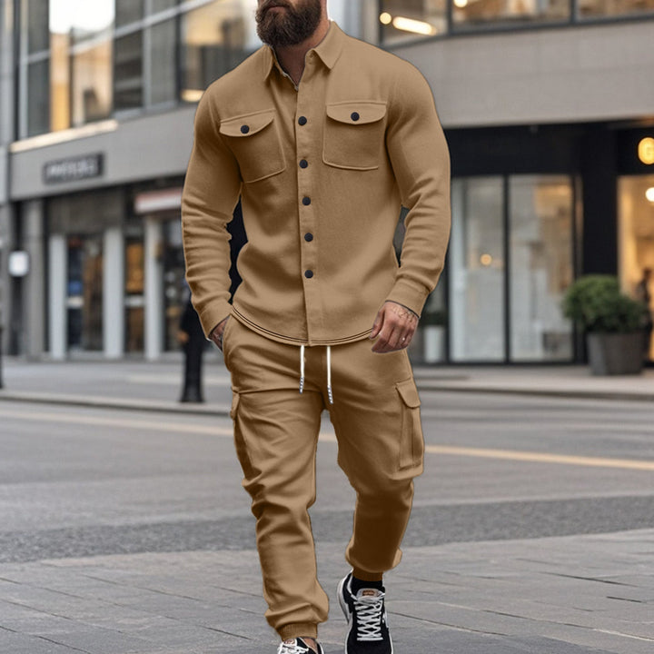 Ensemble veste boutonnée et pantalon
