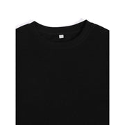 T-shirt noir motif drapeau — devant uni présenté à plat, col rond