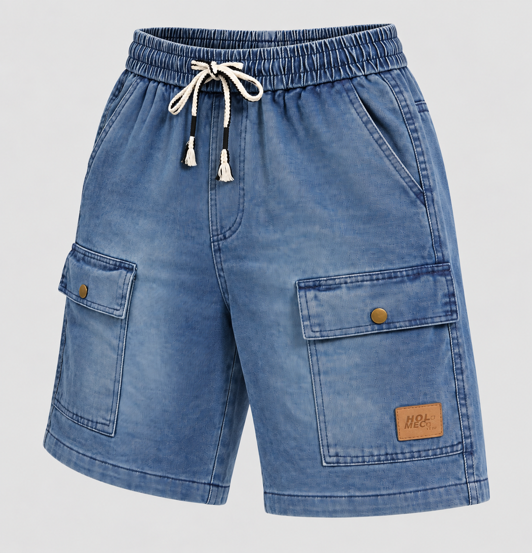 Short délavé utilitaire bleu, pièce isolée vue de trois quarts