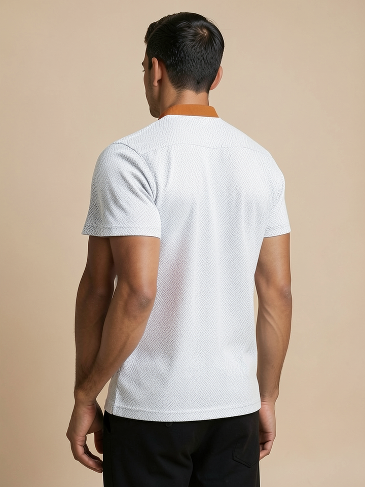 T-shirt à coloris unis — vue de dos. Soniel Paris.
