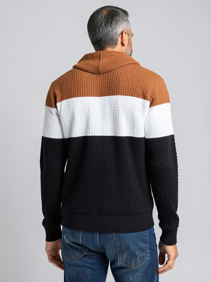 Sweat à capuche et bandes tricolores — vue de dos. Soniel Paris.
