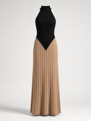 Robe longue noire et camel à encolure américaine — pièce isolée, vue de face