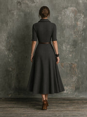 Robe midi anthracite ceinturée en tweed — dos avec mannequin
