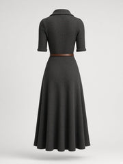 Robe midi anthracite ceinturée en tweed — pièce isolée, vue de dos