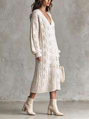 Robe midi beige clair à maille ajourée — profil avec mannequin