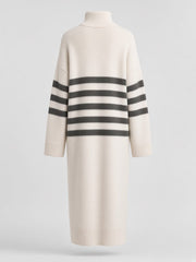 Robe longue blanc cassé à rayures grises — pièce isolée, vue de dos