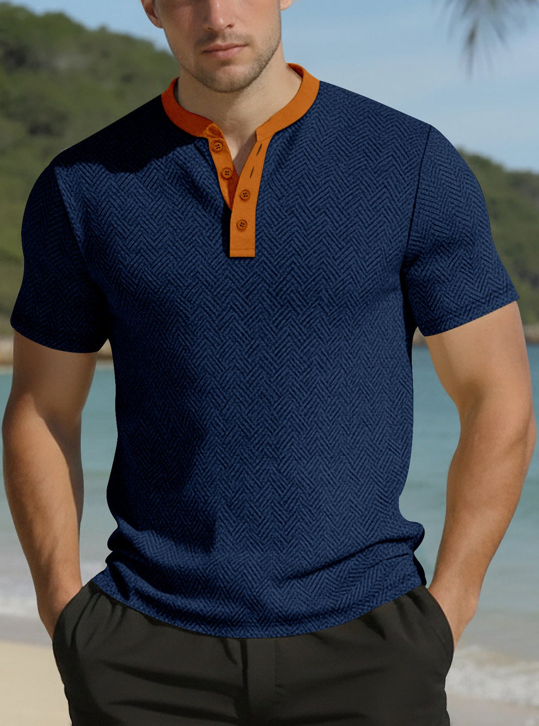 T-shirt col tunisien