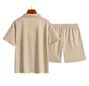 Ensemble chemise col et short beige — pièce isolée, vue de dos