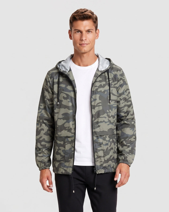 Veste légère à capuche, porté