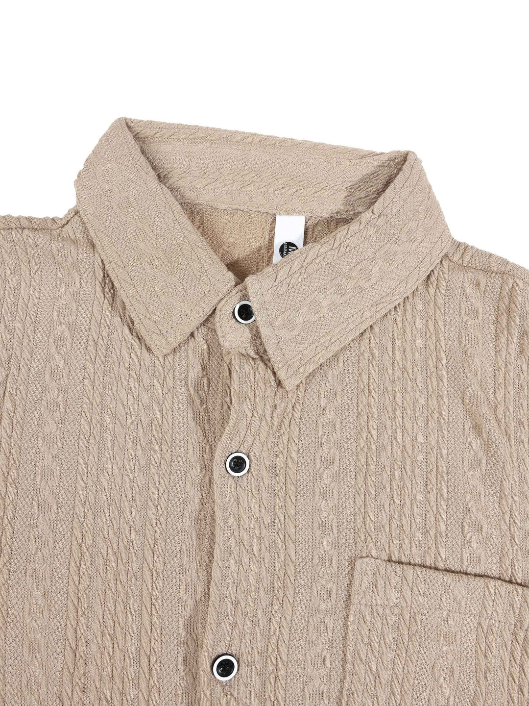 Ensemble chemise et short texturés, porté
