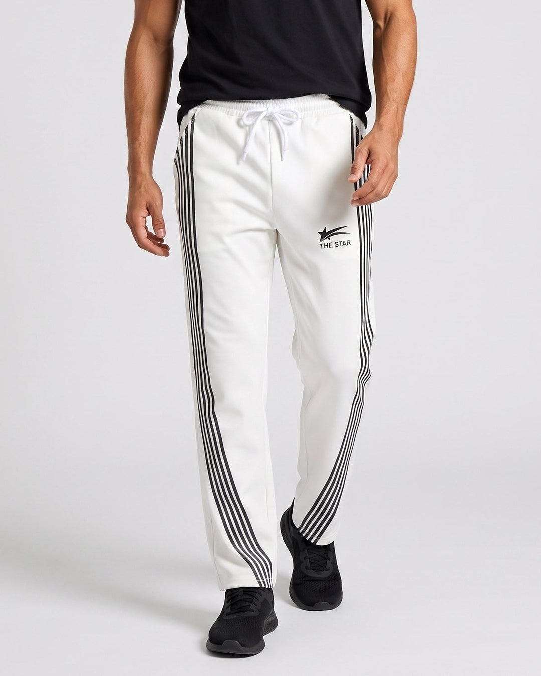 Pantalon jogging à bandes latérales, porté