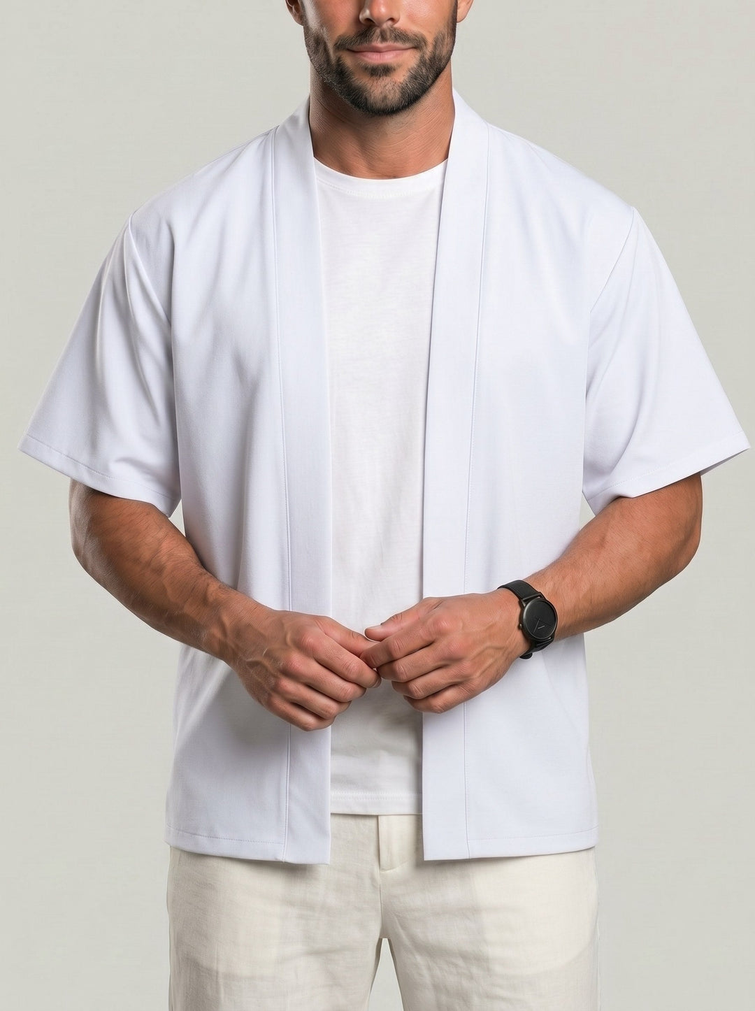 Haut uni ouvert blanc, vue portée de face