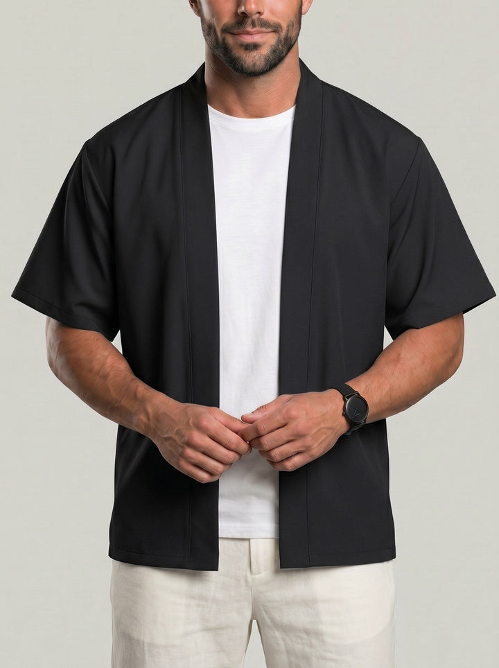 Haut uni ouvert noir, vue portée de face