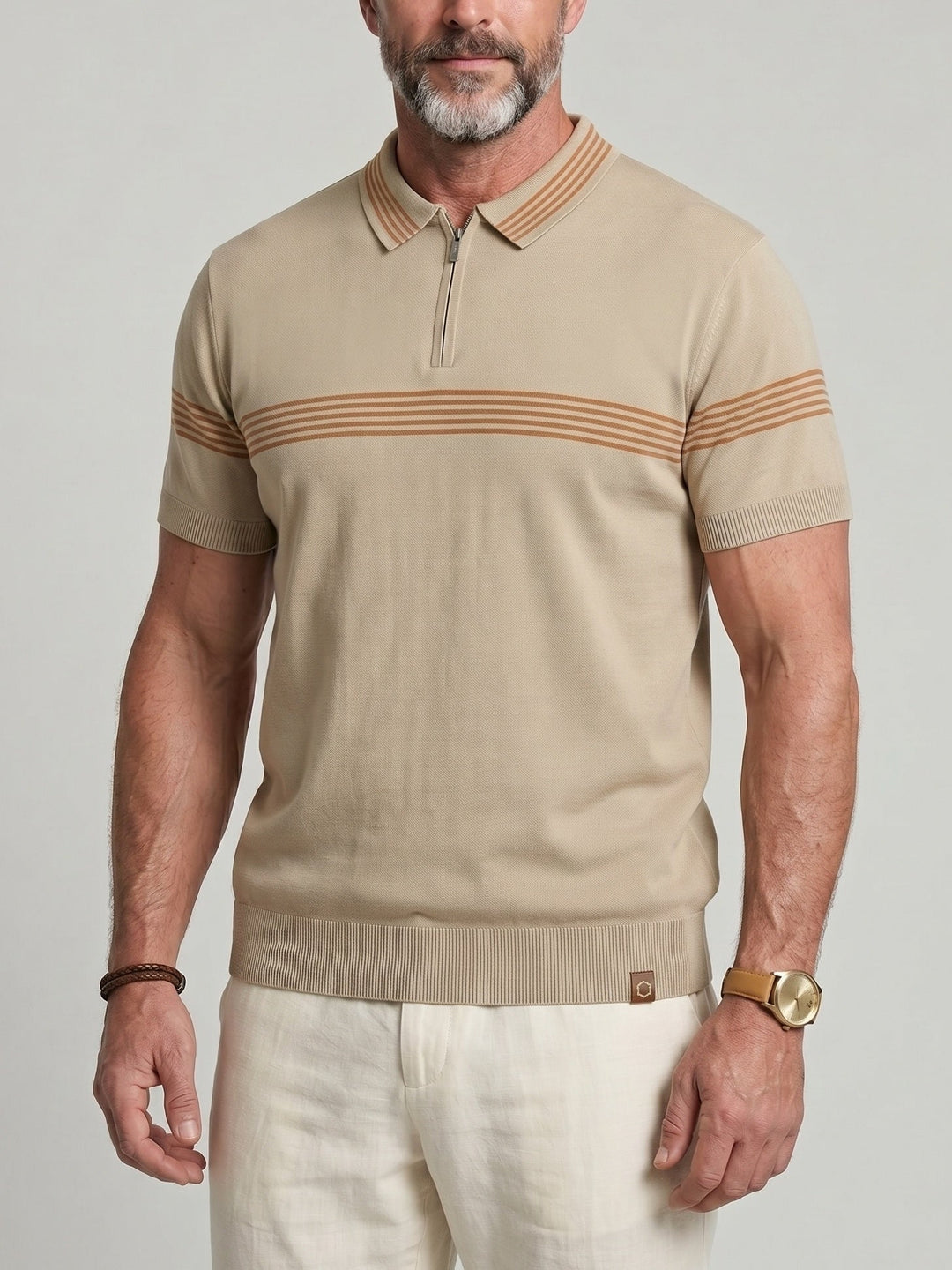 Polo à motif rayé beige, vue portée de face