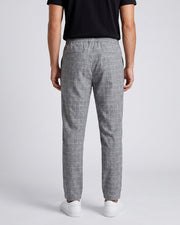 Pantalon à carreaux avec cordon gris clair — vue portée de dos