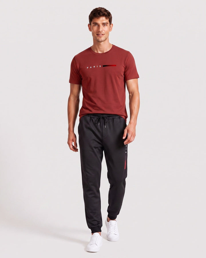 Ensemble haut et pantalon, porté