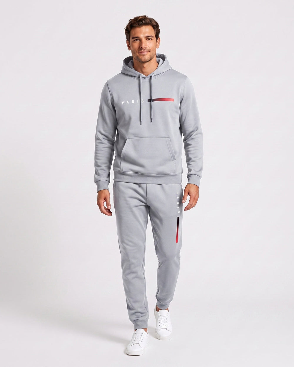 Ensemble sweat imprimé et jogging gris — vue de face