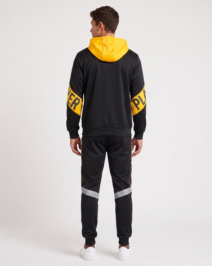 Ensemble sport coordonné — vue complémentaire du produit.