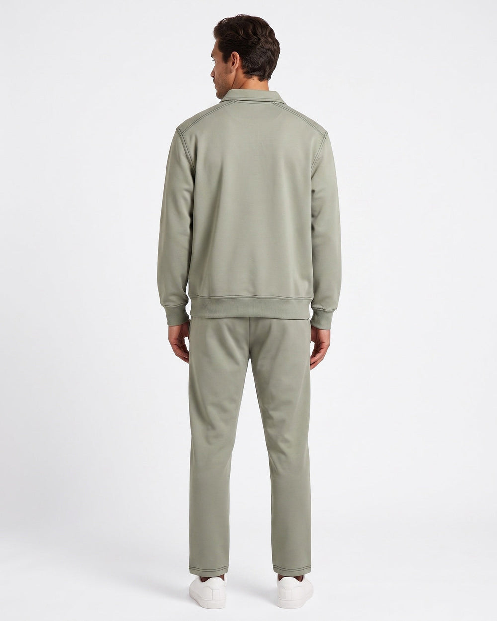 Ensemble polo et pantalon ample — vue complémentaire du produit.