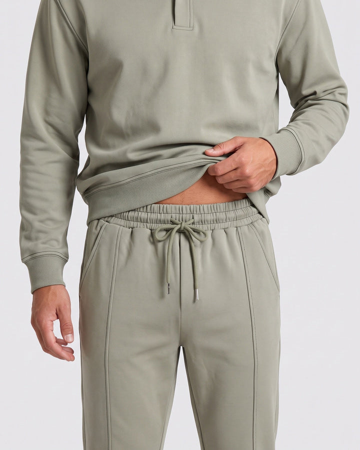 Ensemble polo et pantalon ample — vue complémentaire du produit.