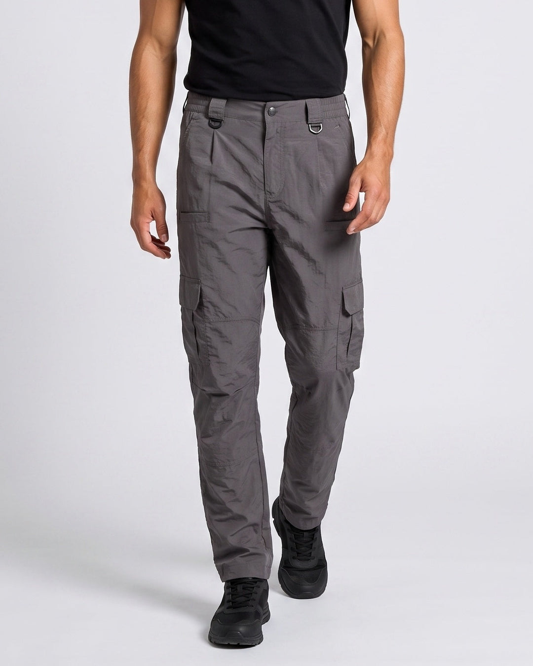 Pantalon cargo à poches latérales — vue principale du produit.