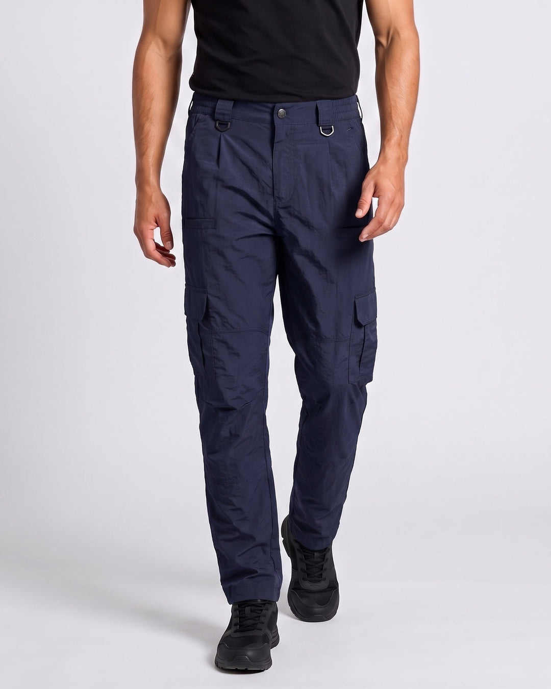 Pantalon cargo à poches latérales — vue complémentaire du produit.