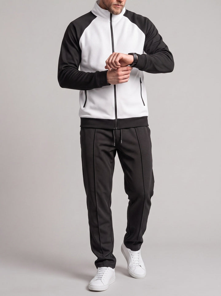 Ensemble veste à col montant et pantalon blanc — vue de face