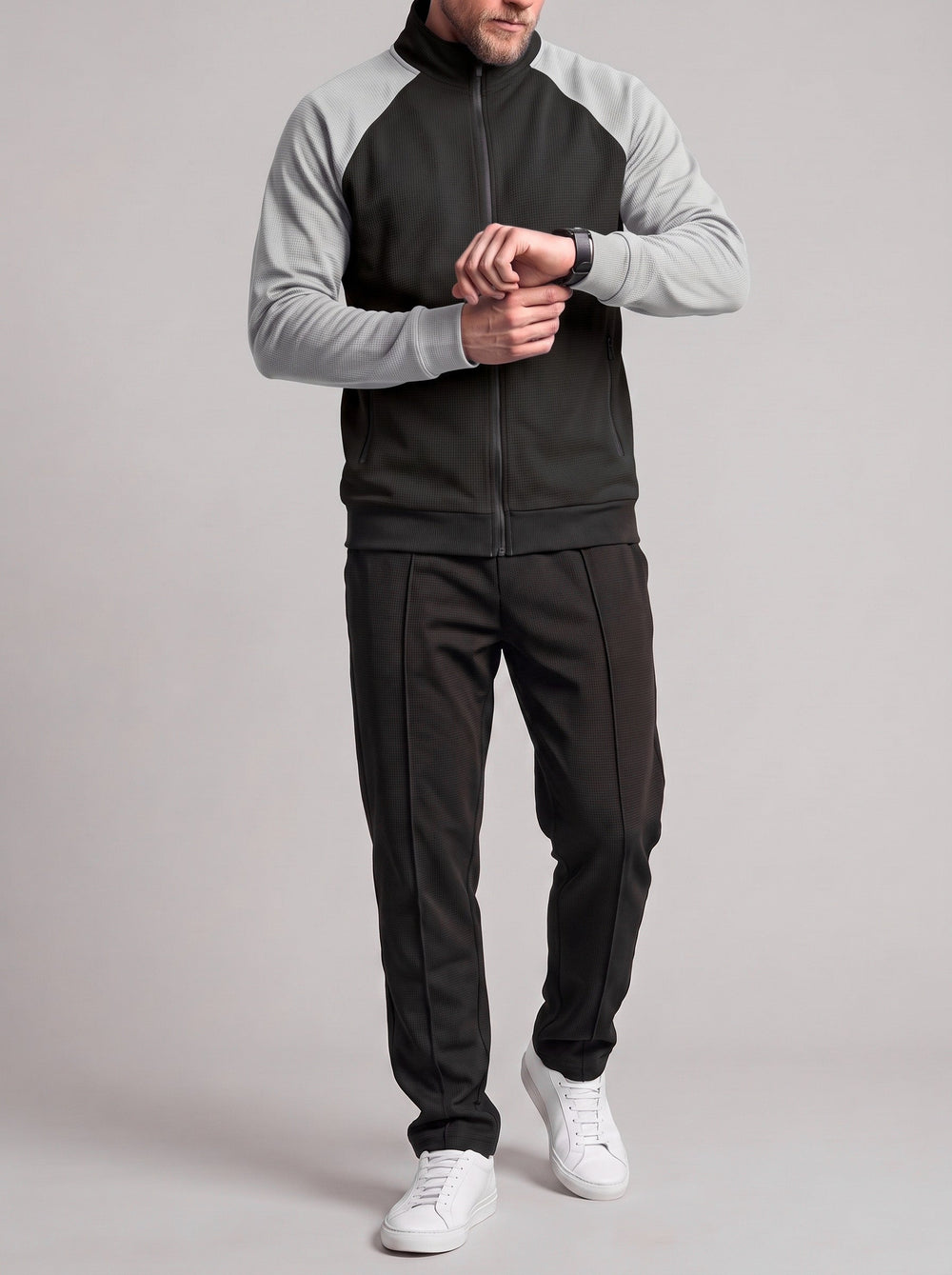 Ensemble veste à col montant et pantalon noir — vue de face