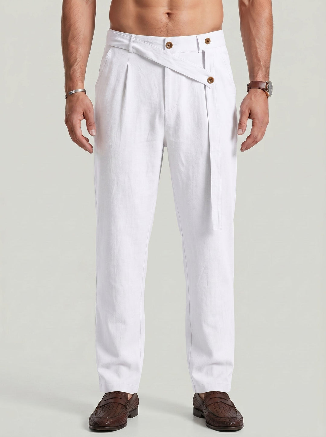 Pantalon coupe ample, porté