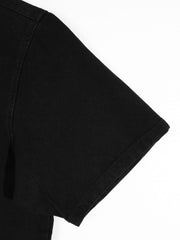 Surchemise en denim d’esprit rétro noir — détail tissu et manche