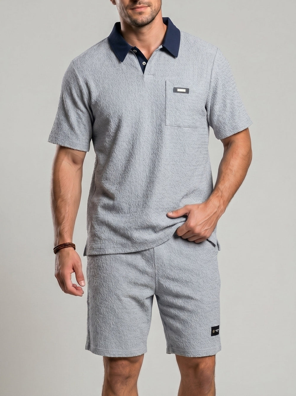 Ensemble polo à blocs de couleur et short — vue complémentaire du produit.