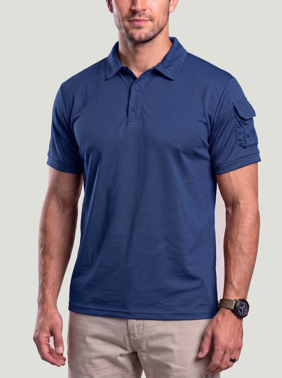 Polo uni à poche sur la manche — vue complémentaire du produit.