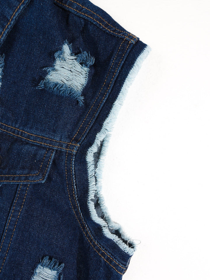 Gilet bleu marine sans manches — détail de l'emmanchure effilochée