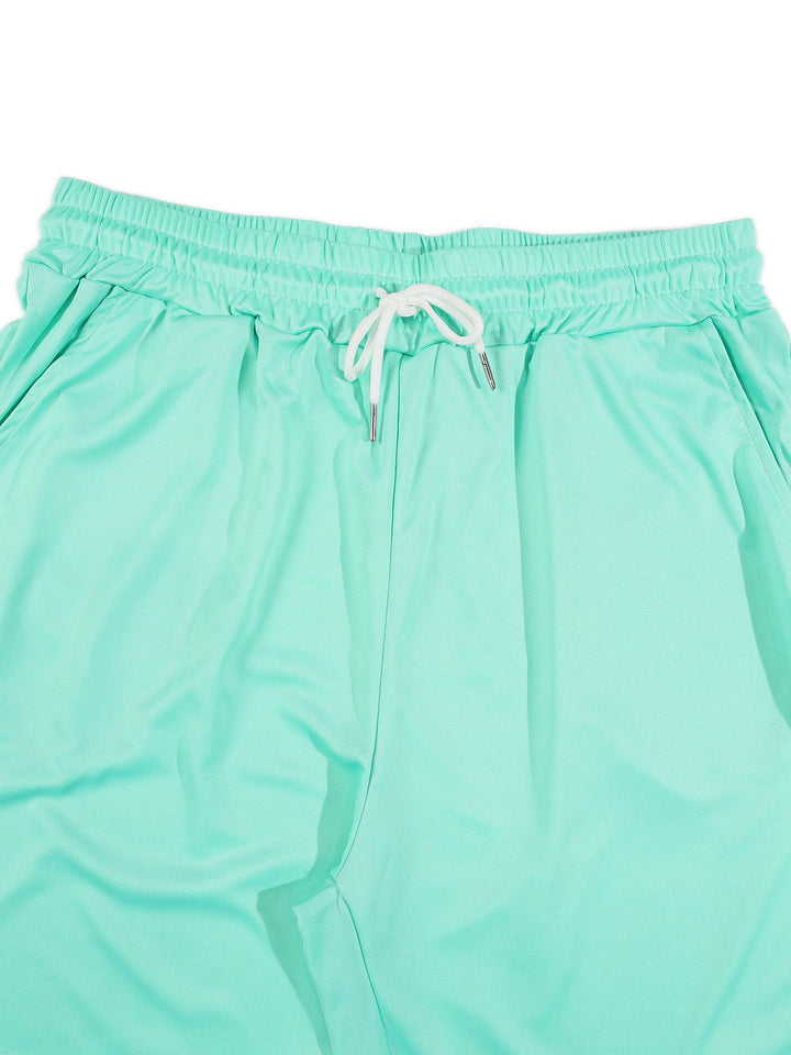 Ensemble haut demi-zip et short — vue complémentaire du produit.