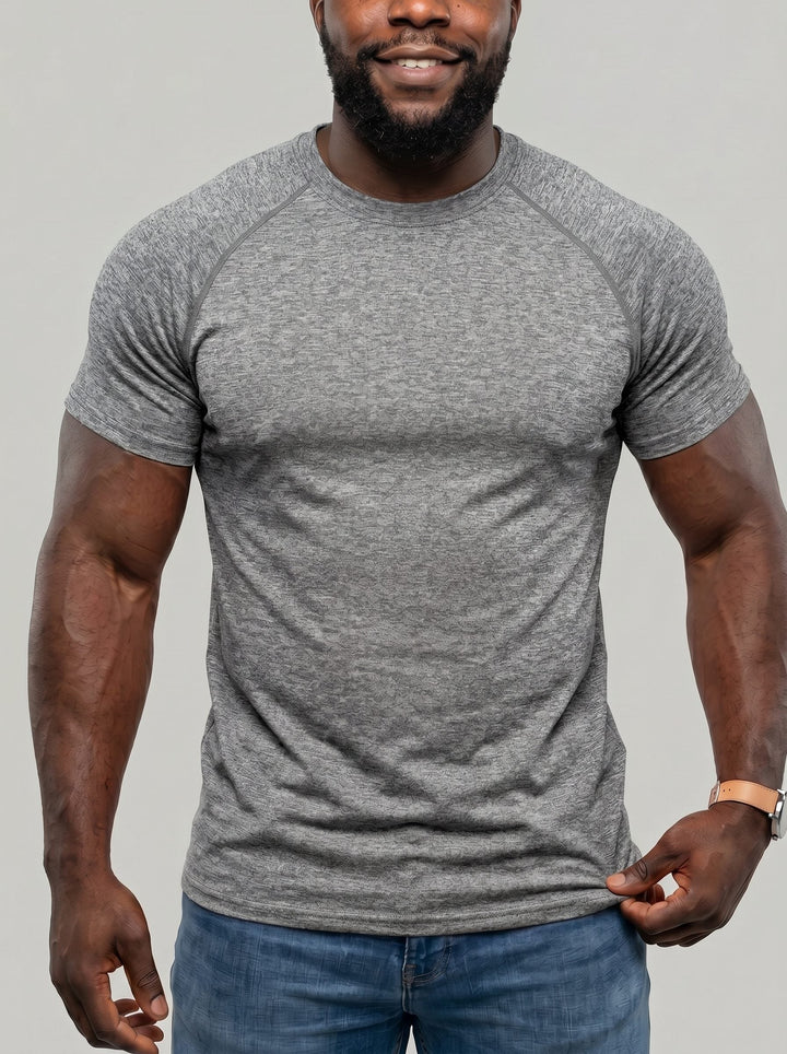 T-shirt à col rond gris, vue portée de face