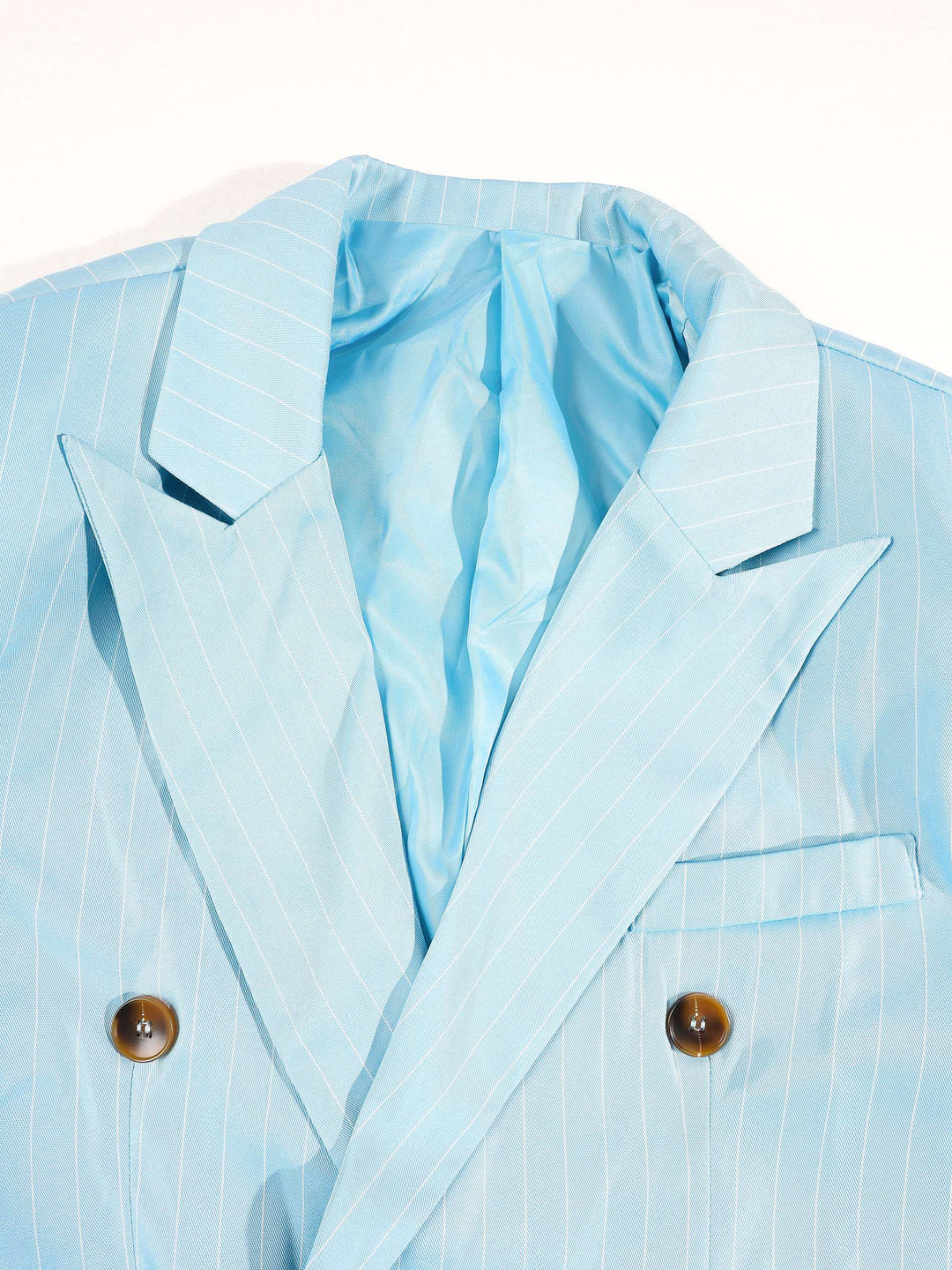 Tenue rayée à veste croisée — vue de dos