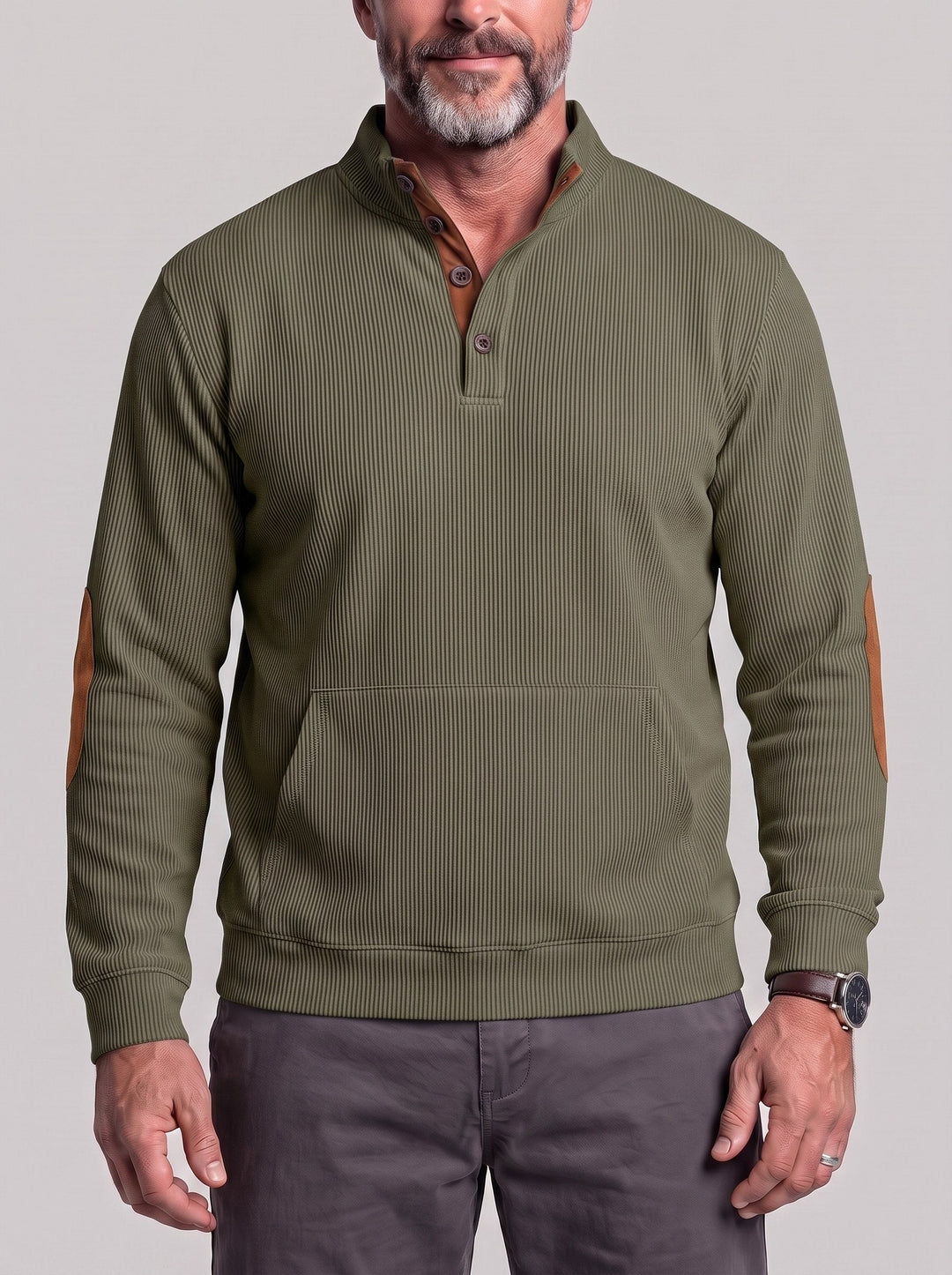 Pull boutonné à poche kangourou vert militaire — vue de face