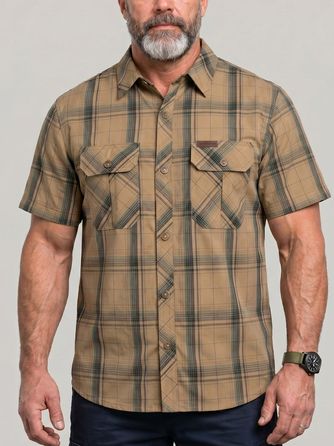 Chemise à carreaux kaki, vue portée de face