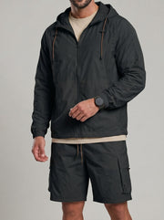 Ensemble veste capuche short, porté