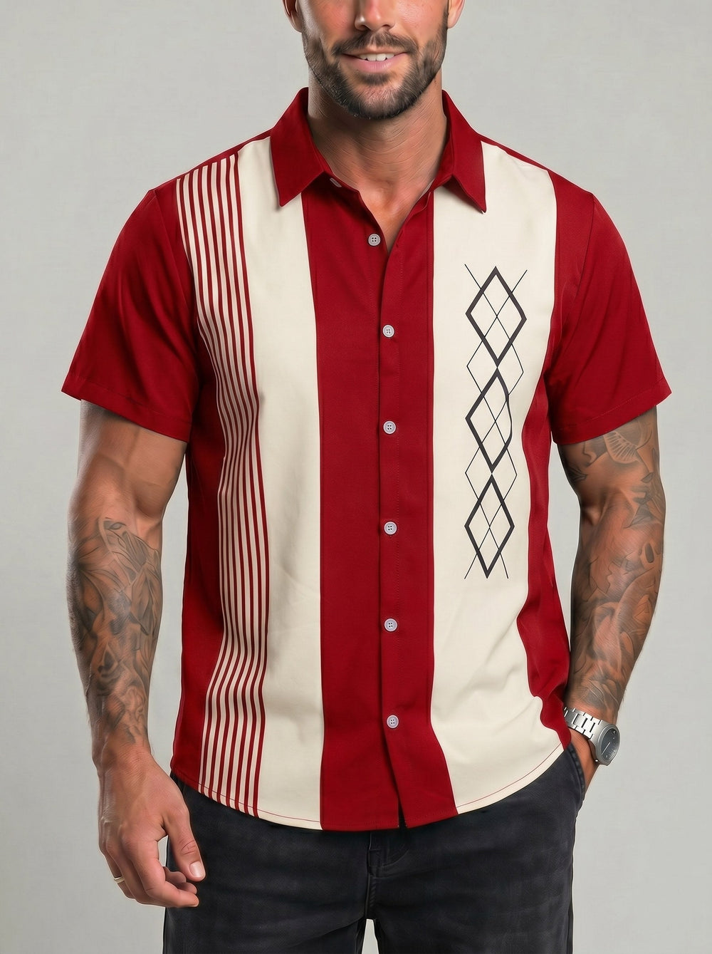 Chemise à imprimé géométrique rouge, vue portée de face