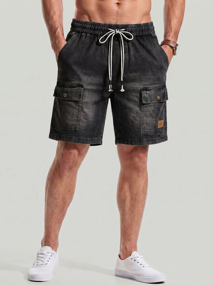 Short délavé utilitaire gris, vue portée de face